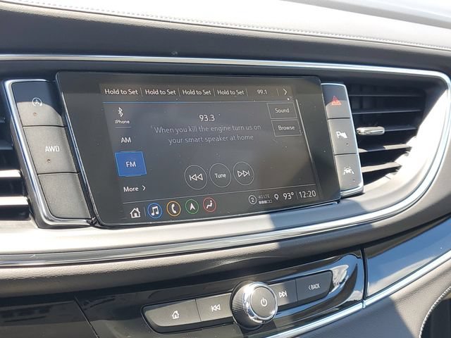 Used 2024 White Frost Tricoat Buick Avenir image 15