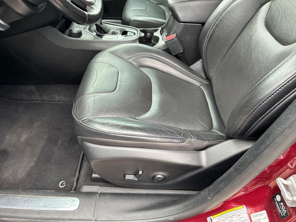 Used 2021 Red Jeep Limited image 13