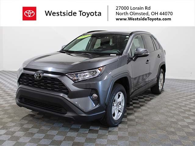 2021 Toyota RAV4 XLE AWD's photo