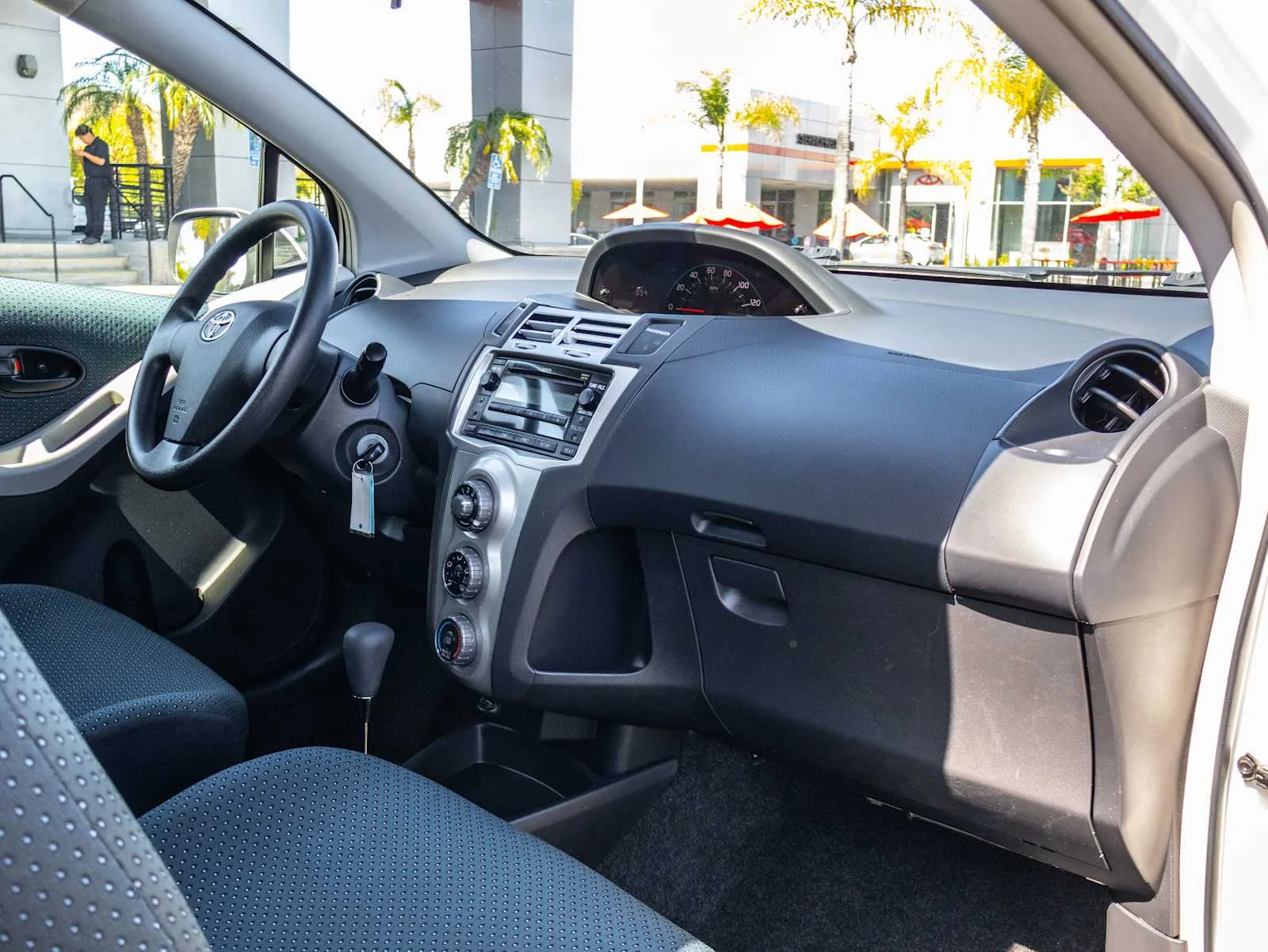 Used 2008 Polar White Toyota  image 23