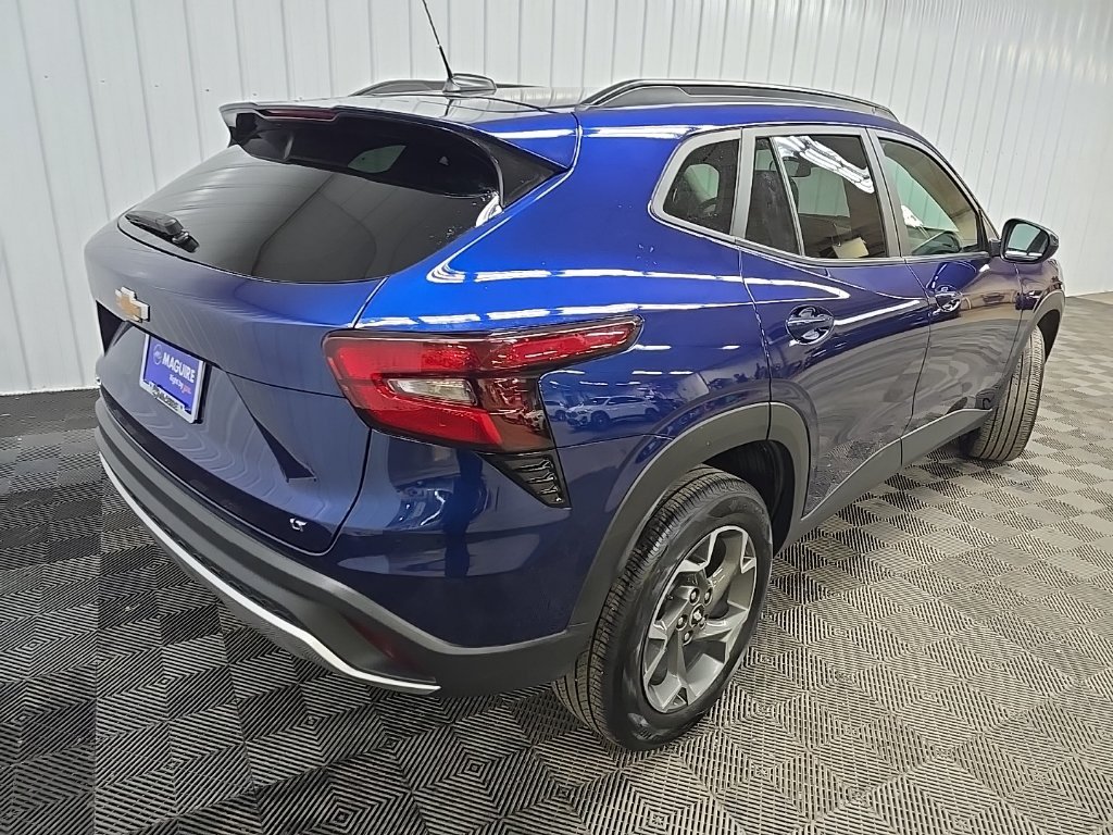 Used 2024 Blue Chevrolet LT image 10