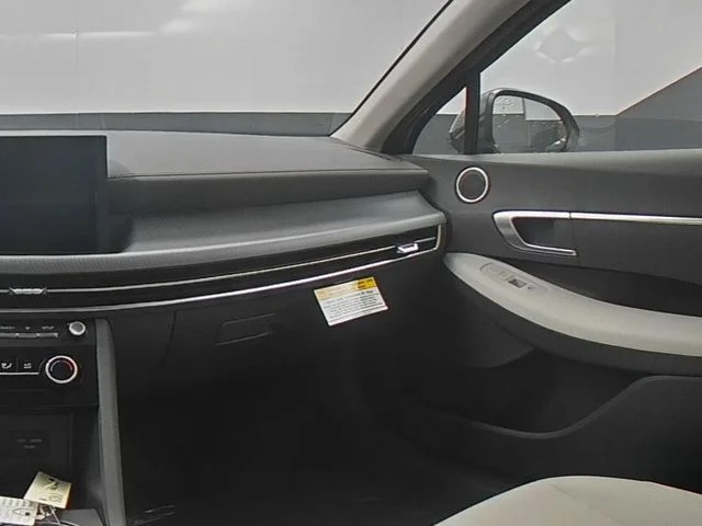 New 2026 Gray Hyundai SE image 35