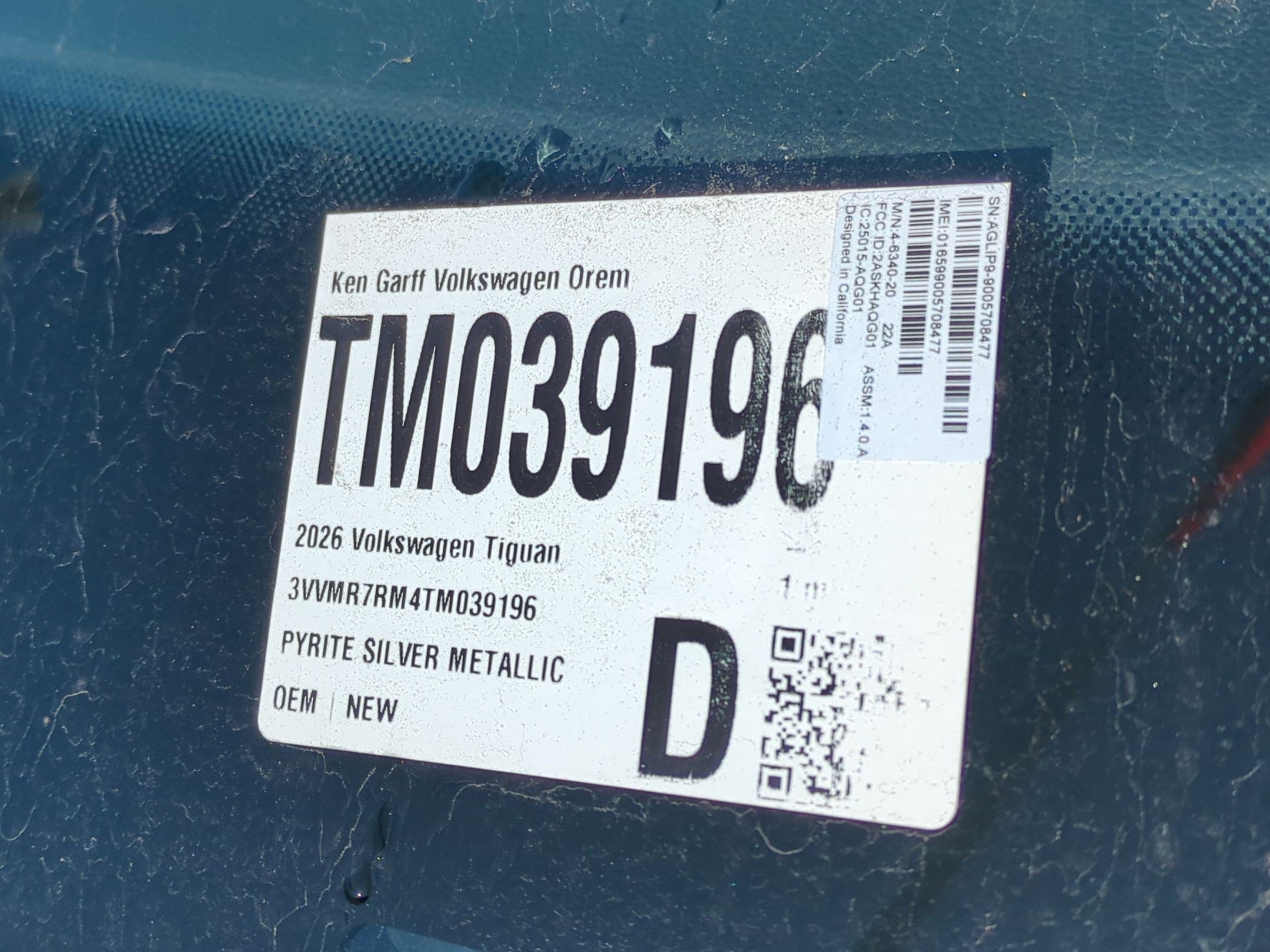 New 2026 Pyrite Silver Metallic Volkswagen SE image 18
