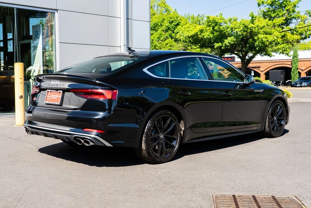 Used 2018 Black Audi 3.0T Prestige image 6