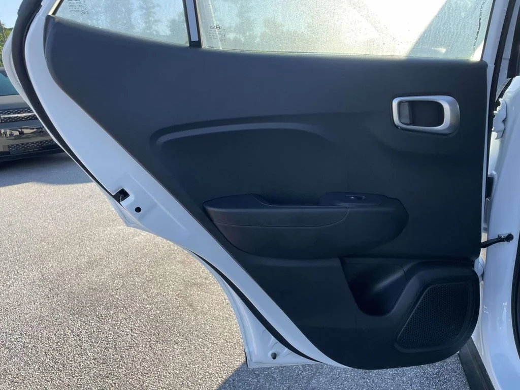 Used 2026 Lunar White Hyundai SEL image 2