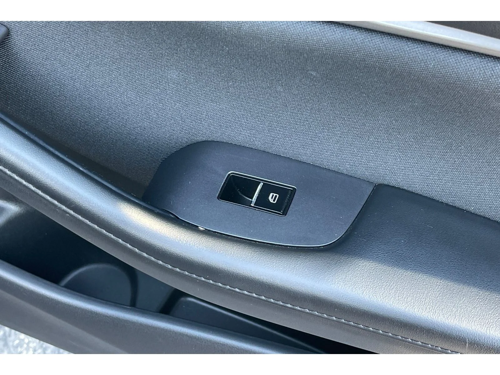 Used 2022 Jet Black Mica Mazda 2.0 image 21