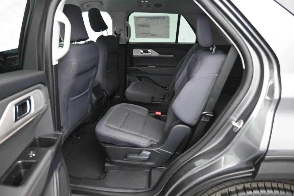 New 2026 Gray Ford Active image 18