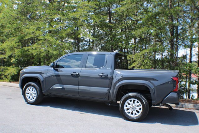 Certified Used 2025 Underground Toyota SR5 image 3