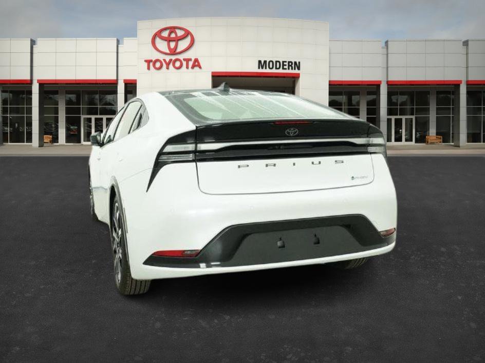 New 2026 Wind Chill Pearl Toyota XSE Premium image 16