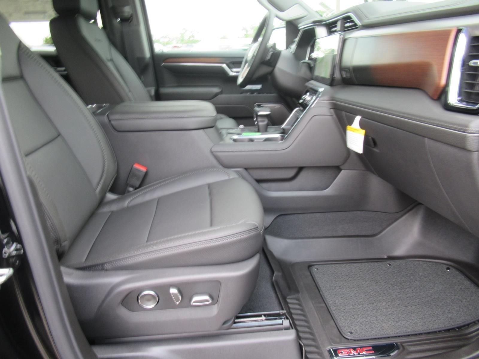 2026 GMC Sierra 1500 Denali - Photo 12