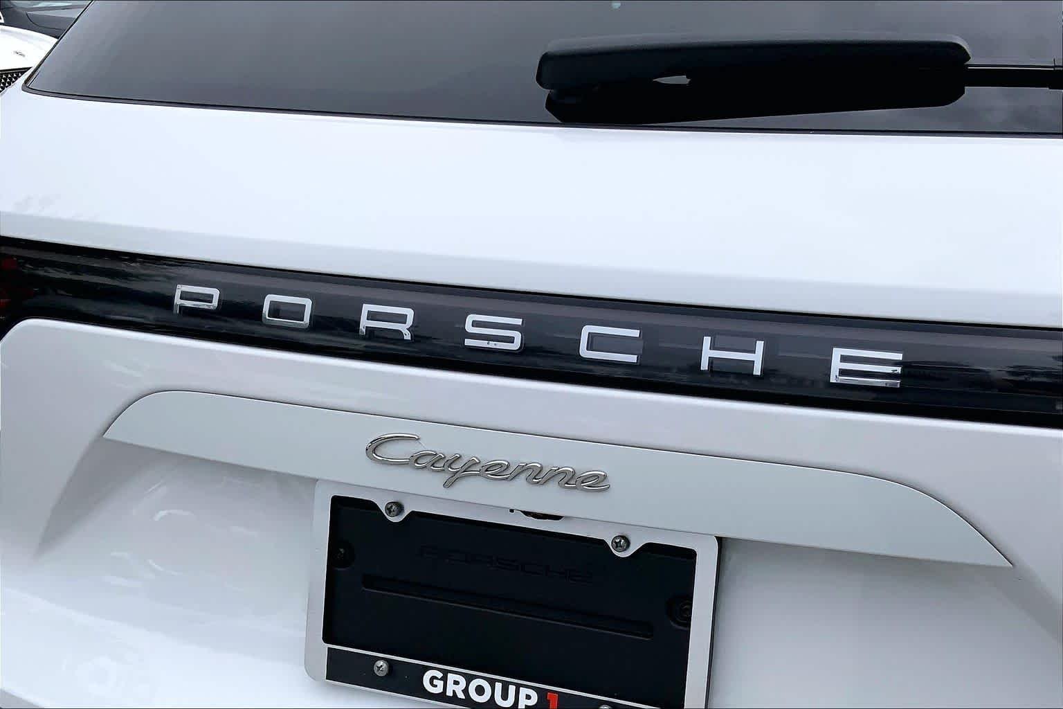 Used 2023  Porsche  image 31