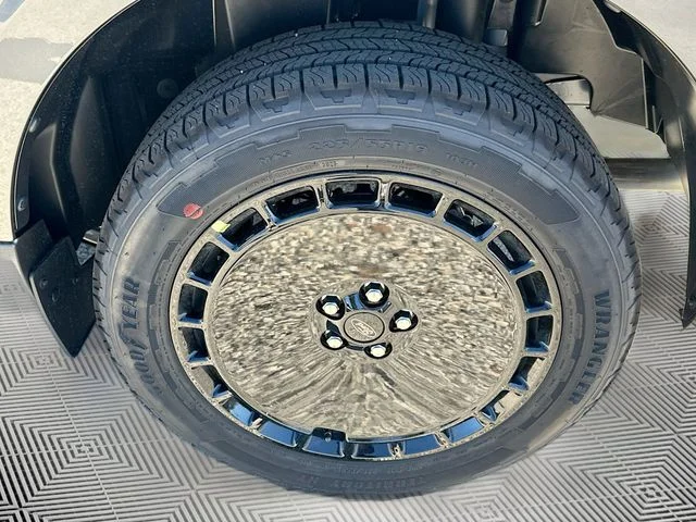 New 2026 Gray Metallic Ford Lobo Standard image 18