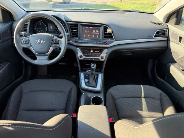 Used 2018 White Hyundai SEL image 10