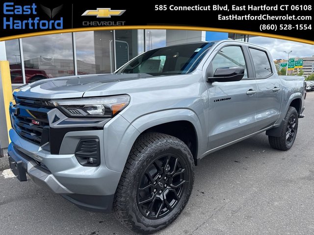 2026 Chevrolet Colorado Z71 wih 20in Black Wheels