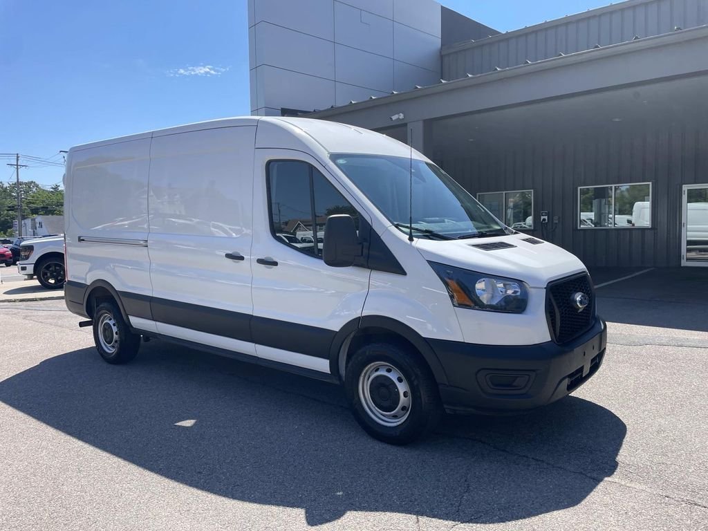 Used 2025 White Ford Base image 9
