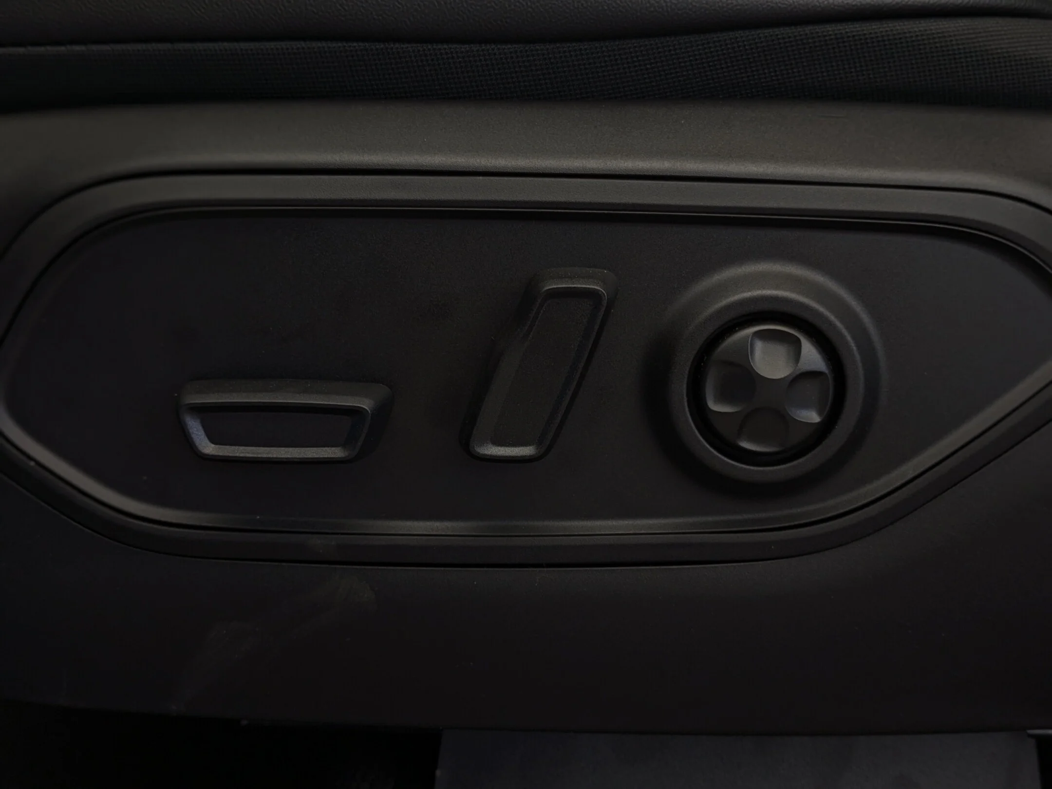New 2026 White Jeep Altitude - - Power Sunroof - 20 Gloss Black Wheels - Capri Leatherette/Suede - Remote Start & More! image 14