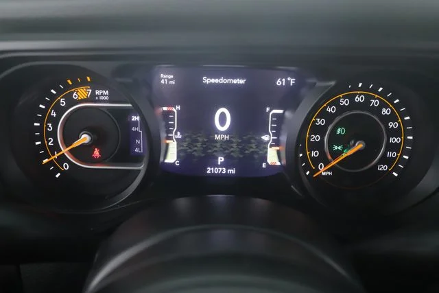 Used 2024 Gray Jeep Sport S image 19