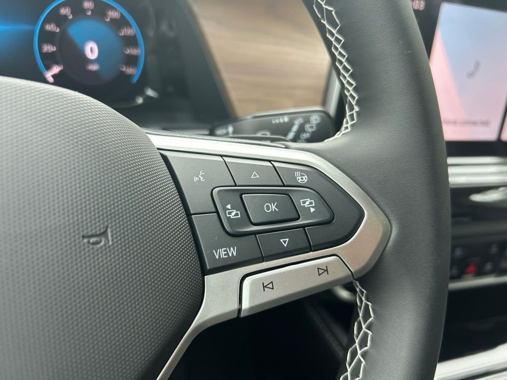 New 2026 White/off-white Volkswagen SE w/Technology image 20