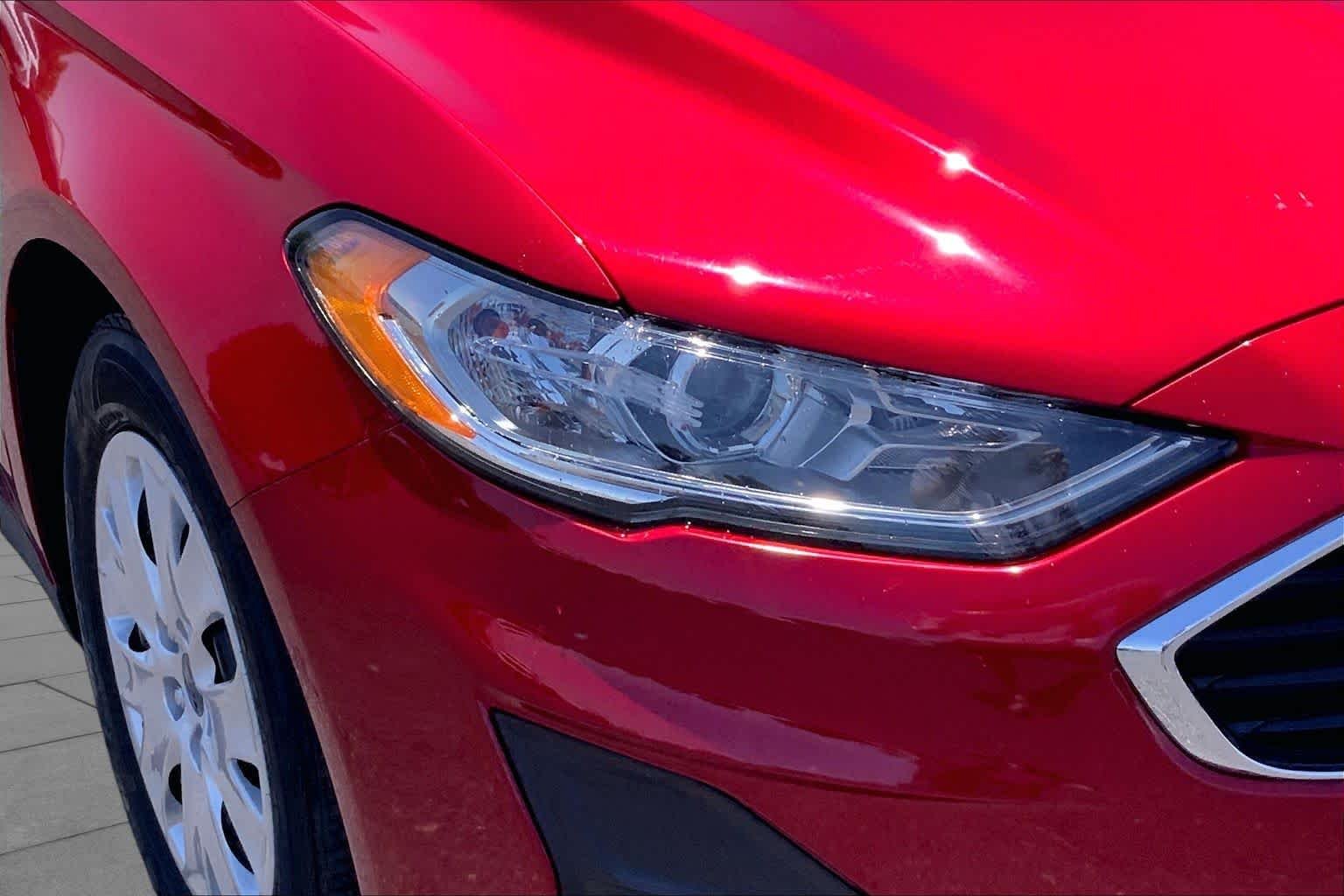 Used 2020 Rapid Red Metallic Tinted Clearcoat Ford S image 28