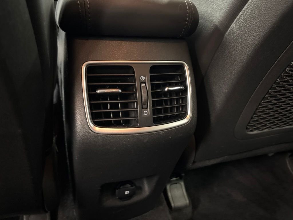 Used 2020 Silver Hyundai Limited image 18