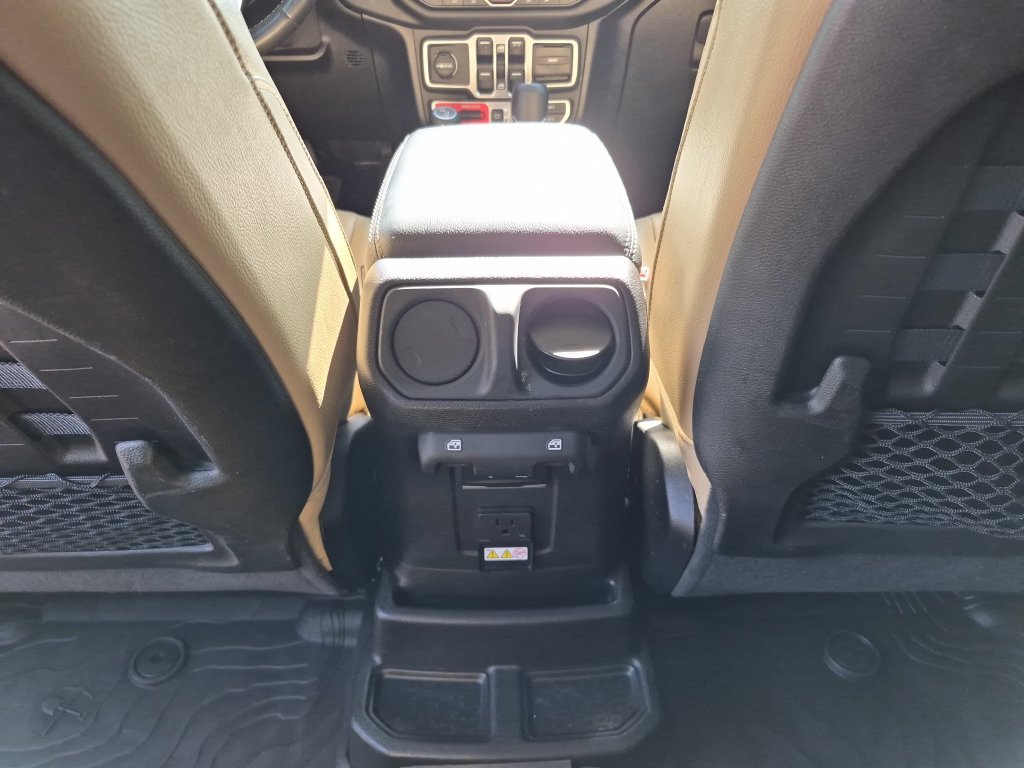 Used 2018 Gray Jeep Unlimited Rubicon image 33