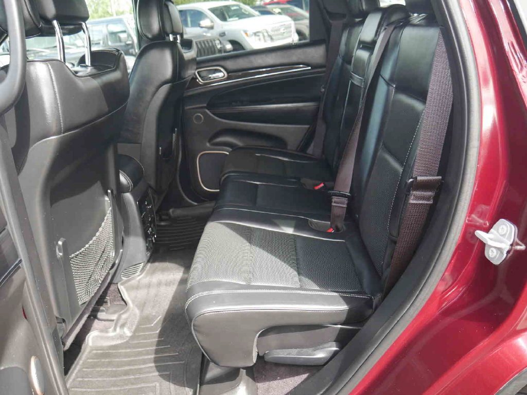 Used 2017 Red Jeep Overland image 15