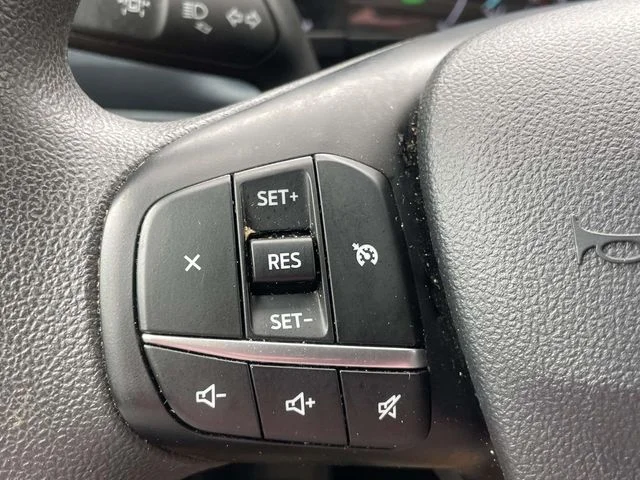 Used 2024 Silver Ford XLT image 16