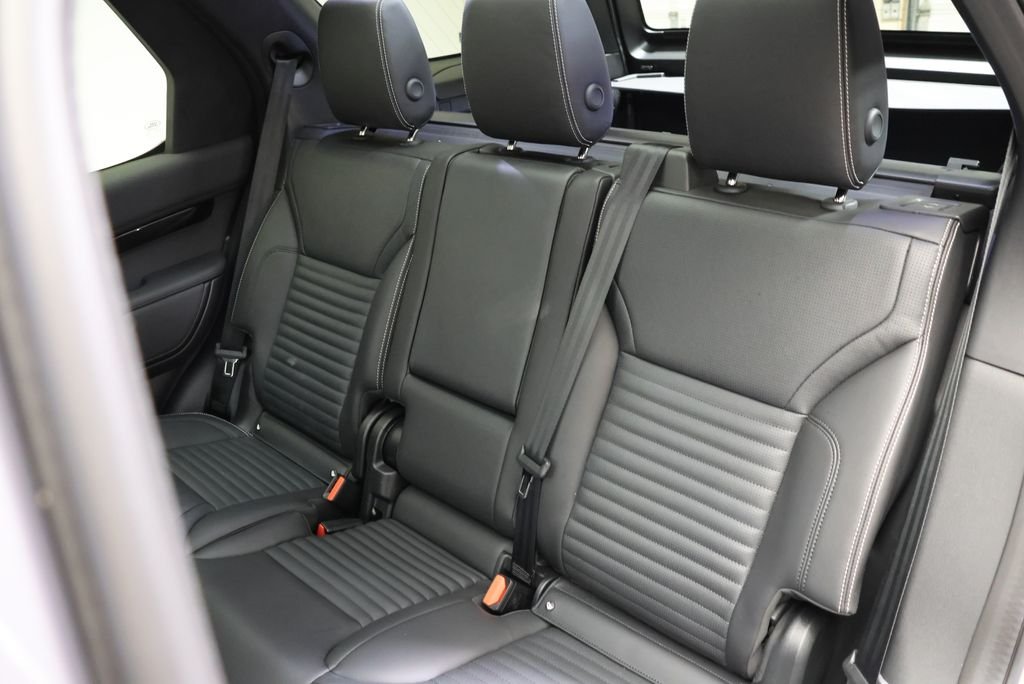 2025 Land Rover Discovery S - Photo 36