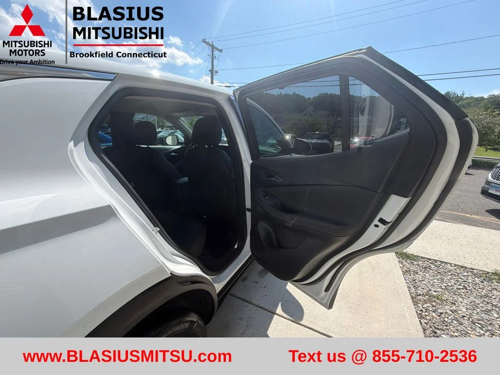 Used 2024 White Buick Preferred image 35
