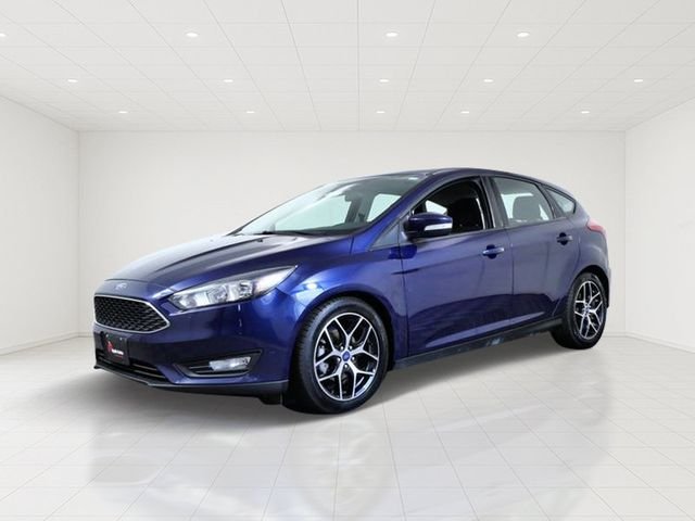 Used 2017 Blue Ford SEL image 2