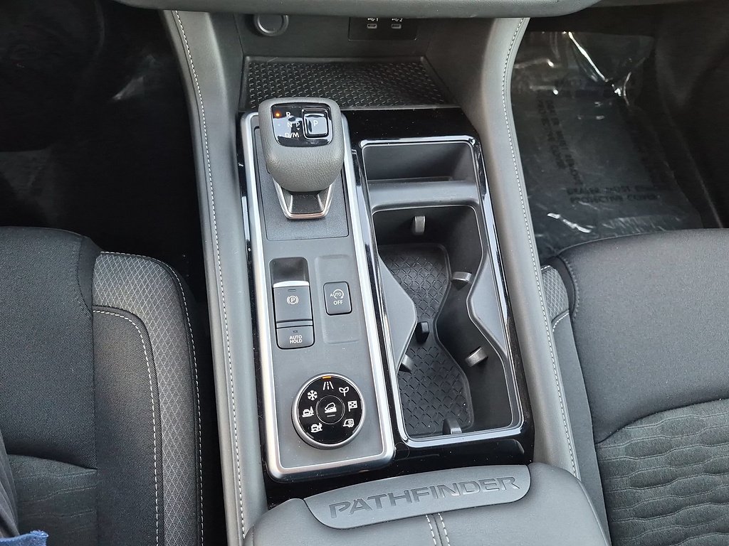 2026 Nissan Pathfinder SV - Photo 30