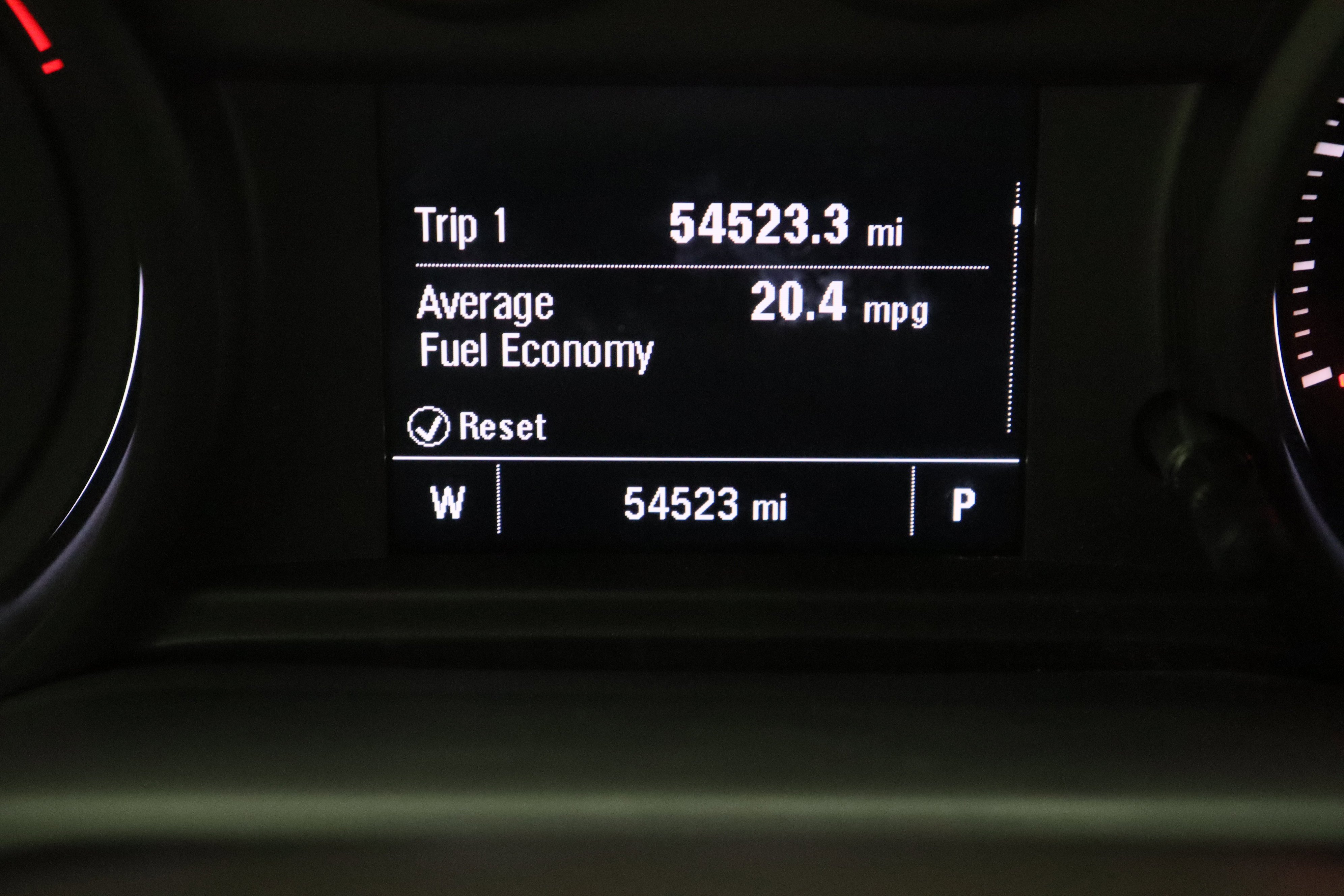 Used 2024 Slate Gray Metallic Chevrolet Custom 2.7T image 39