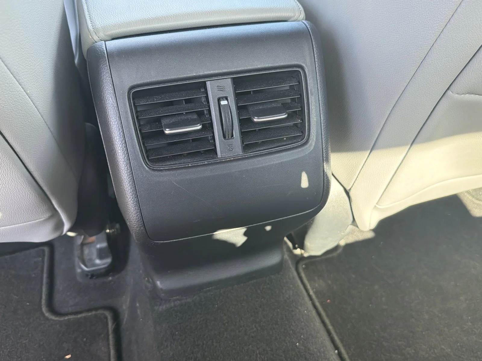 Used 2018  Honda EX-L image 16