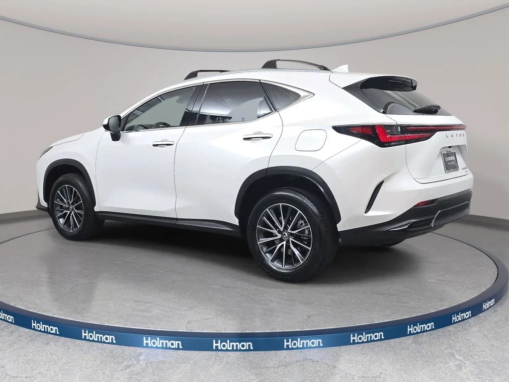 Used 2024 White Lexus 350 Premium image 7