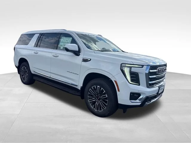 New 2026 Summit White GMC Elevation image 7
