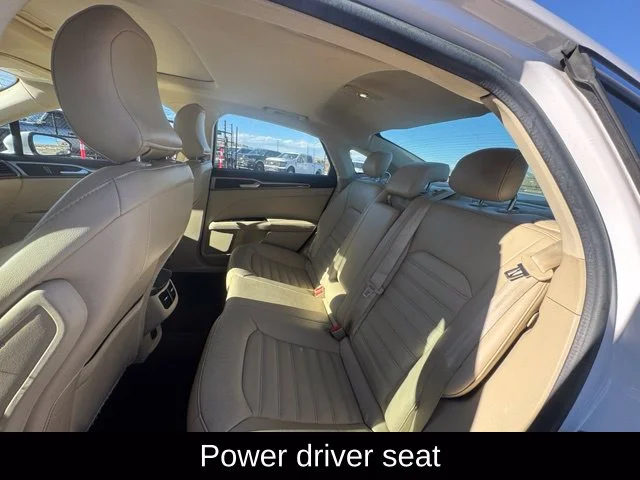 Used 2016 White Ford SE image 21