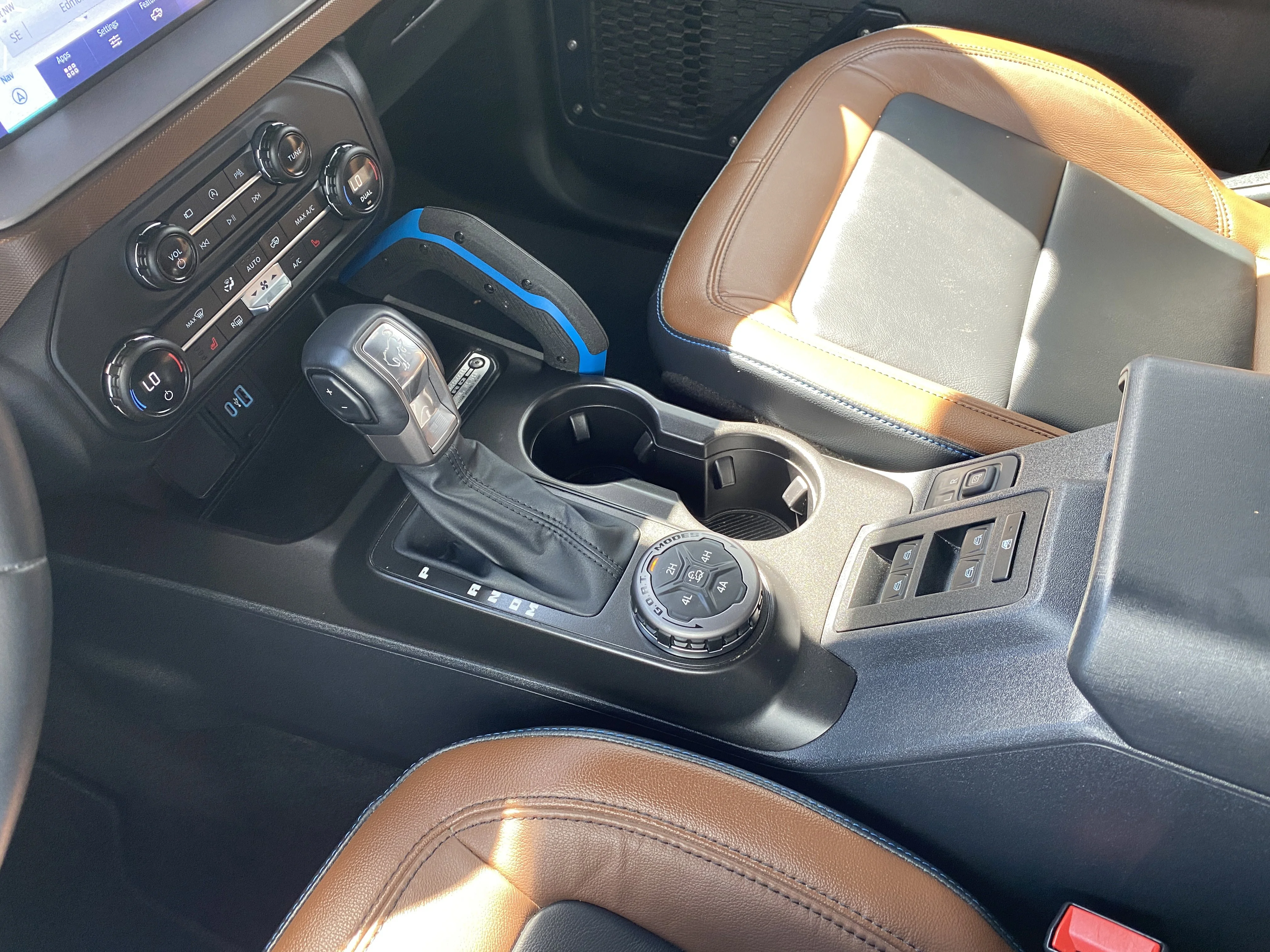 Certified Used 2021 Gray Ford Base 4 Door Advanced 4x4 * SOFT TOP * 2 TONE LEATHER * NAVIGATION * image 18