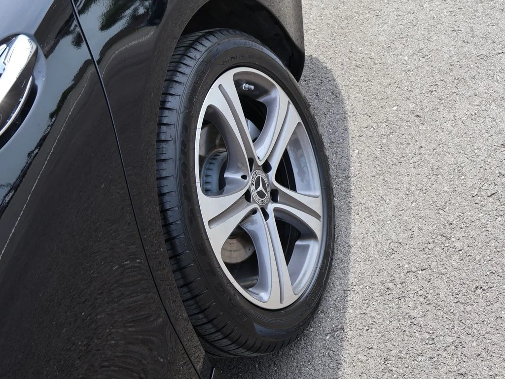 Used 2019 Black Mercedes-Benz E 300 image 41