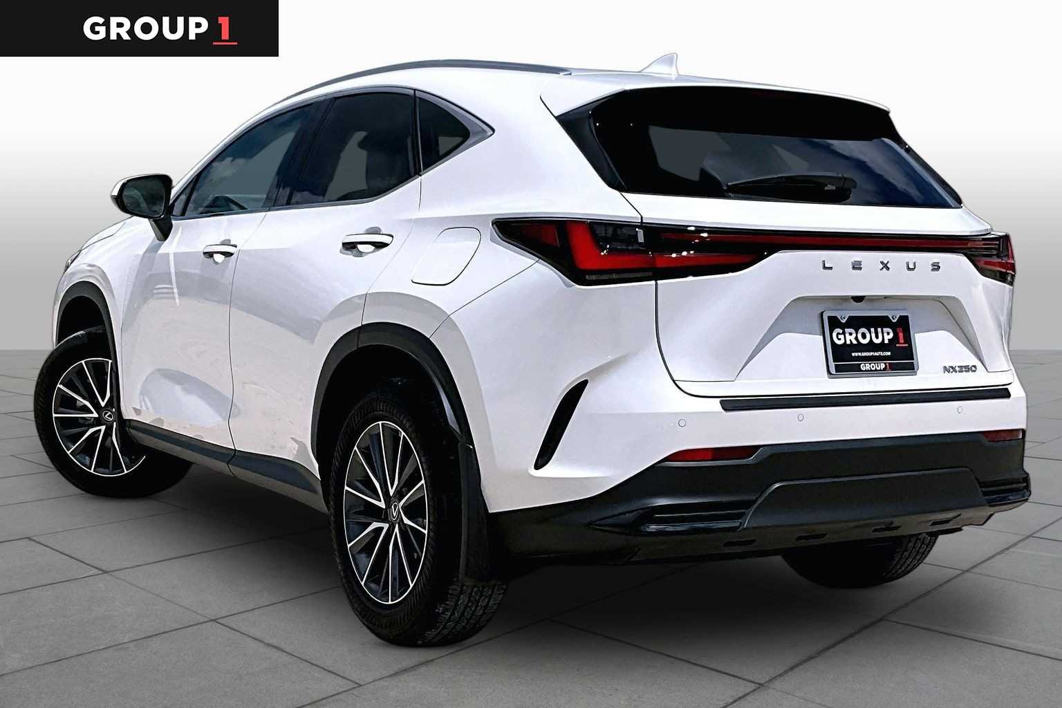 Used 2025 Eminent White Pearl Lexus Premium image 10