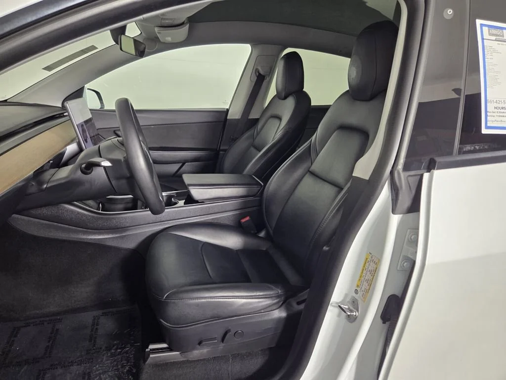 Used 2020 White Tesla Long Range image 11