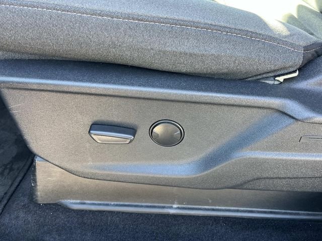 Used 2024 Silver Ford XLT image 28