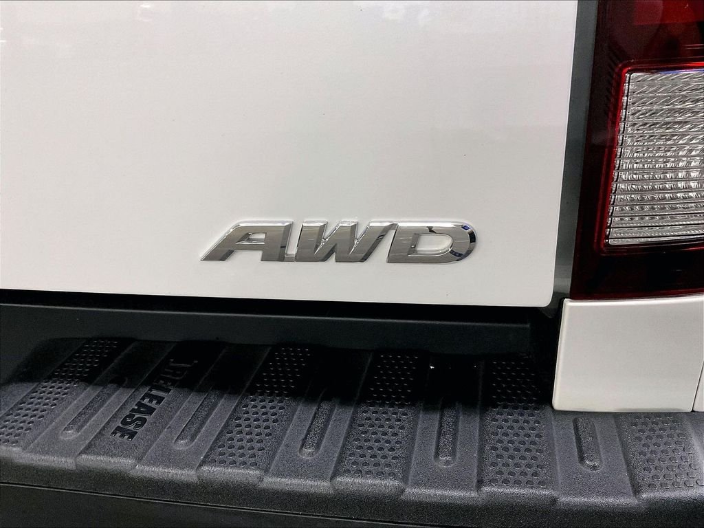 Used 2023 Platinum White Honda RTL image 29