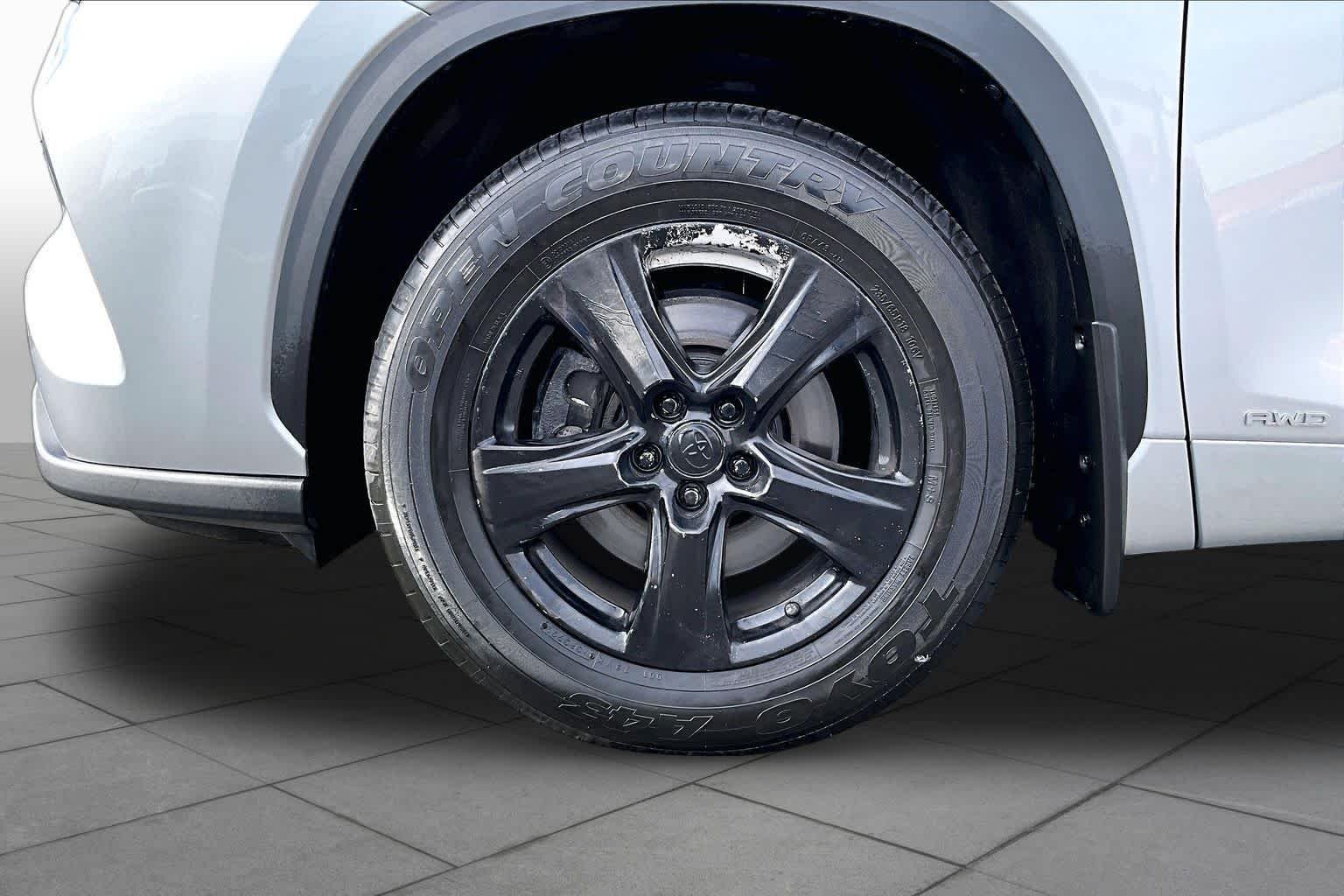 Used 2023 Celestial Silver Metallic Toyota Hybrid LE image 11