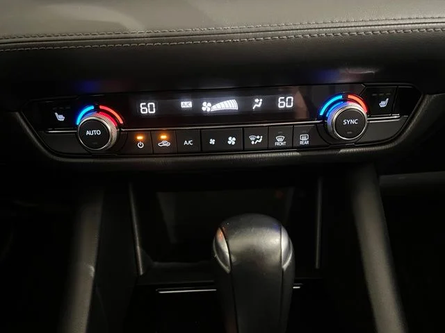 Used 2018 Black Mazda Grand Touring image 11
