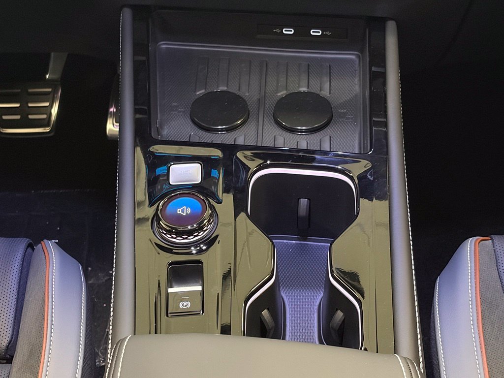 New 2027 Sandstone Volkswagen 2.0T SEL image 35