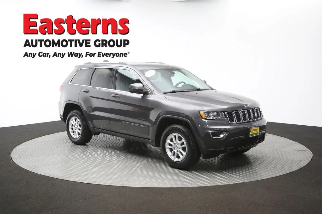 Used 2020 Gray Jeep Laredo E image 47