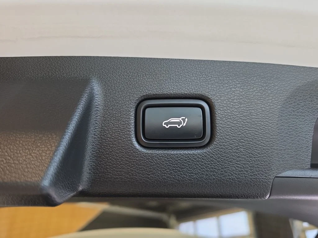 Certified Used 2022 White Kia EX image 46