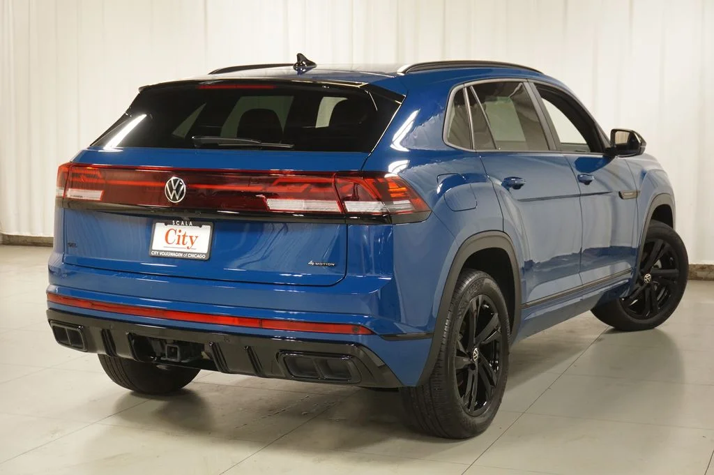 Certified Used 2025 Mountain Lake Blue Metallic Volkswagen 2.0T SEL R-Line Black image 21