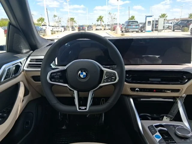 2026 BMW i4 40 - Photo 9