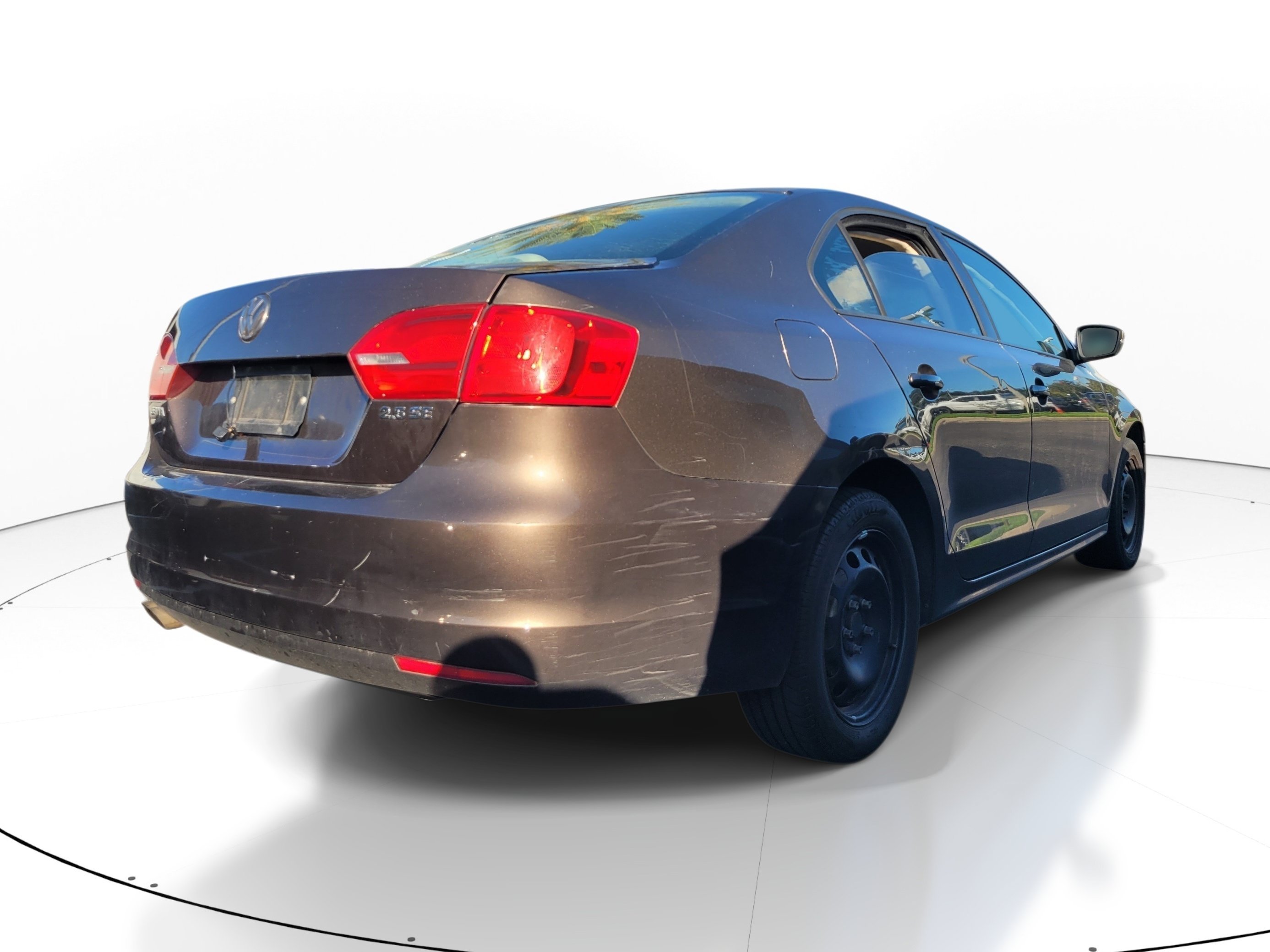 Used 2012 Brown Metallic Volkswagen SE image 4